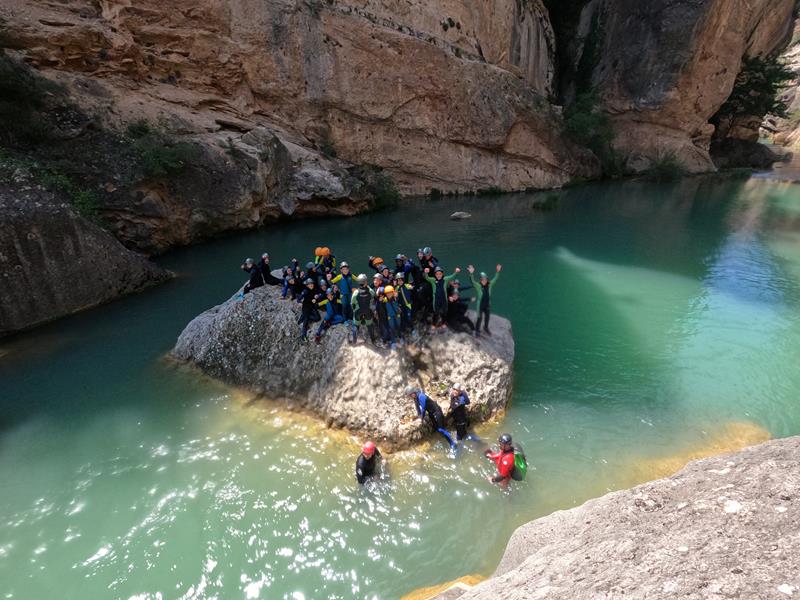Actividad de barranquismo del Alto Tajo Adventure Camp